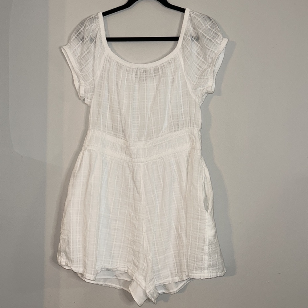 American Eagle Gauze Romper Size XL​​ - Picture 7 of 9